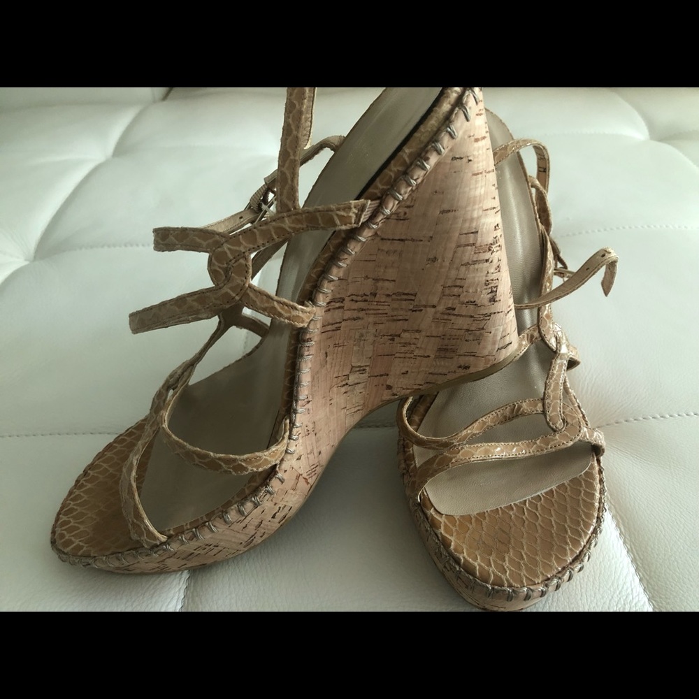 Brand new without tag, perfect for summer!